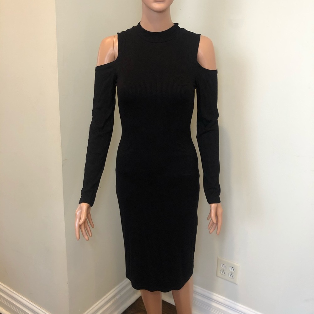 Long black dress